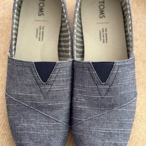 Tom’s - Men’s Classic Navy Rugged Canvas